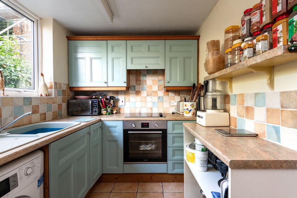 Property photo 3 of 16