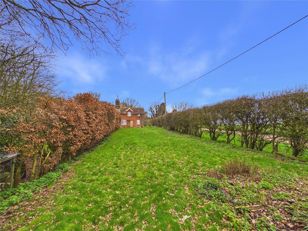 Property photo 2 of 25 Picture No. 39