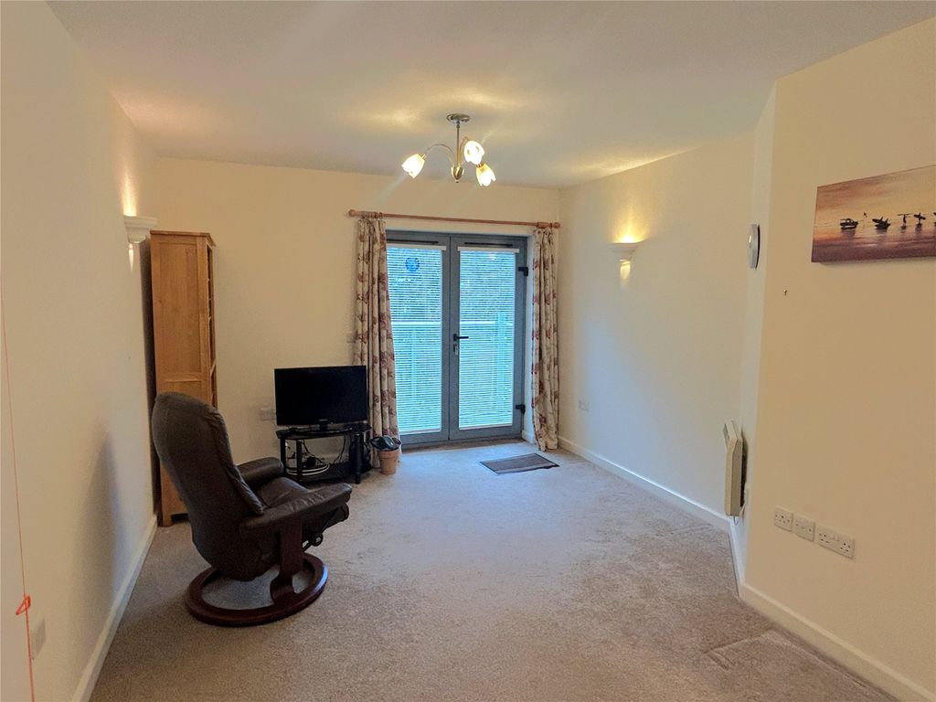 Property photo 2 of 15 Picture No. 03