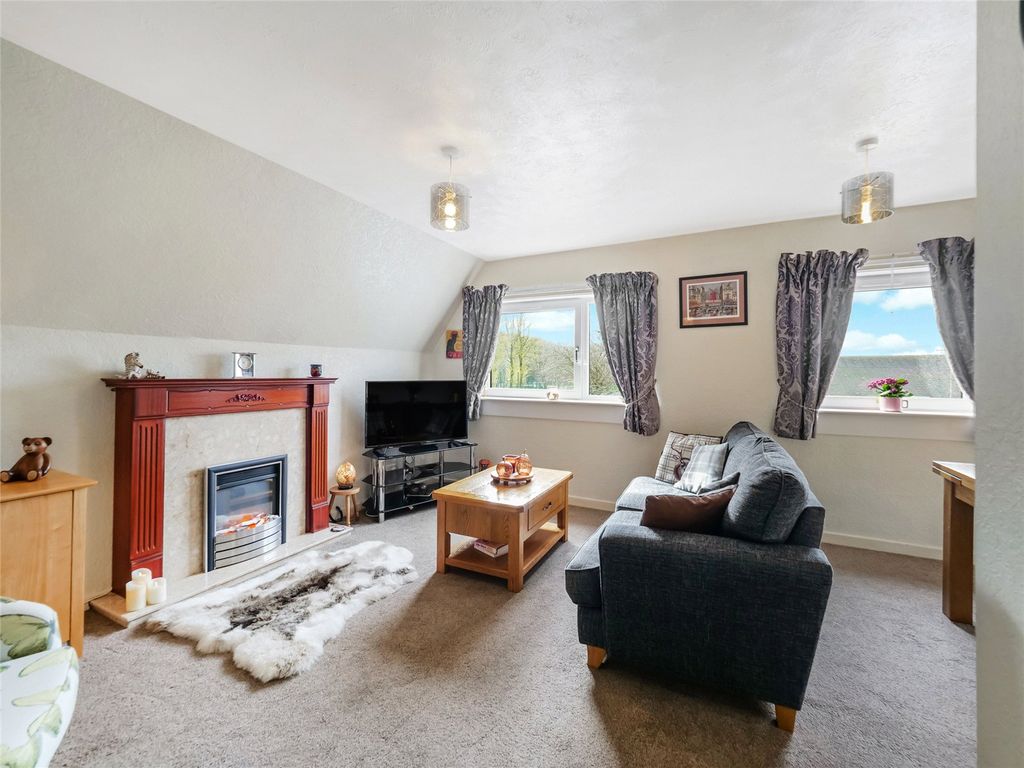 Property photo 2 of 21 Picture No. 18