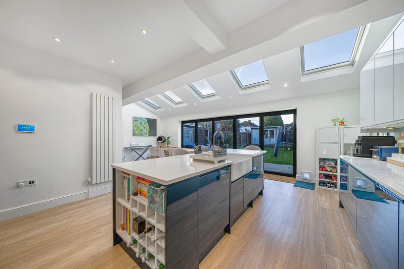 Property photo 2 of 27 Photo 11