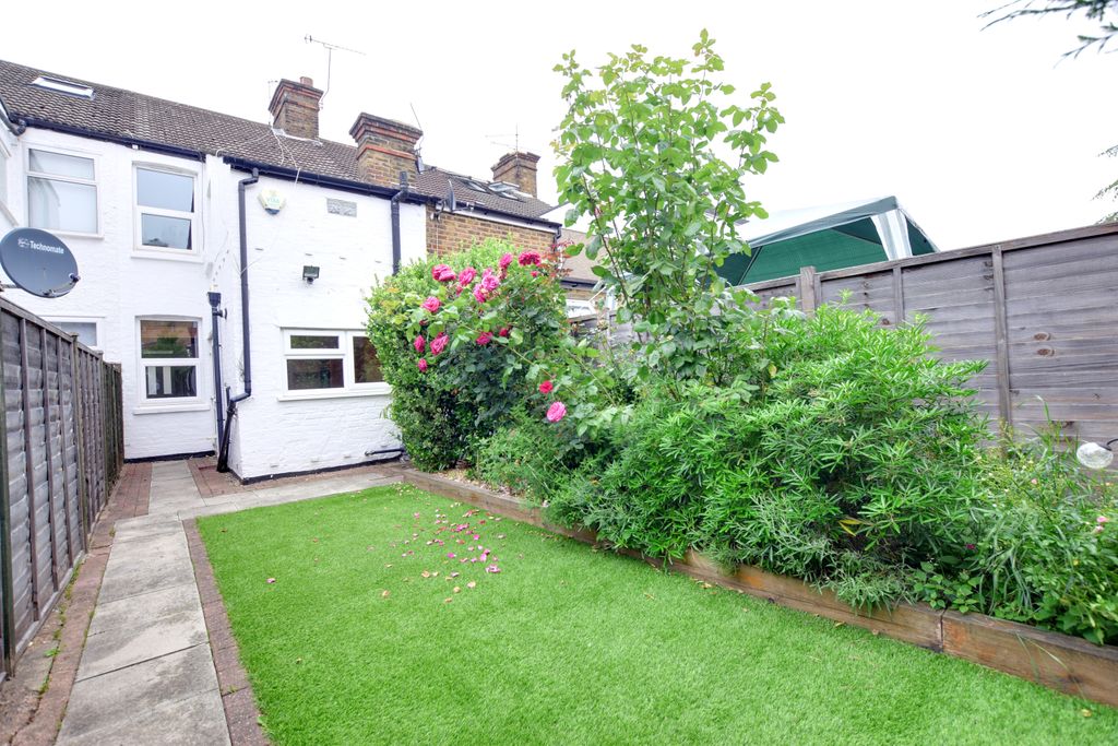 Property photo 1 of 15 1