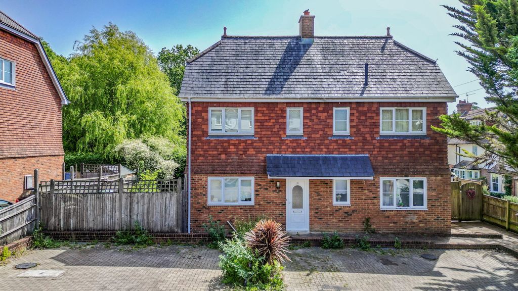 Property photo 1 of 7