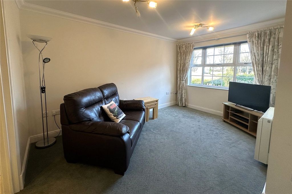 Property photo 2 of 10 Picture No. 02