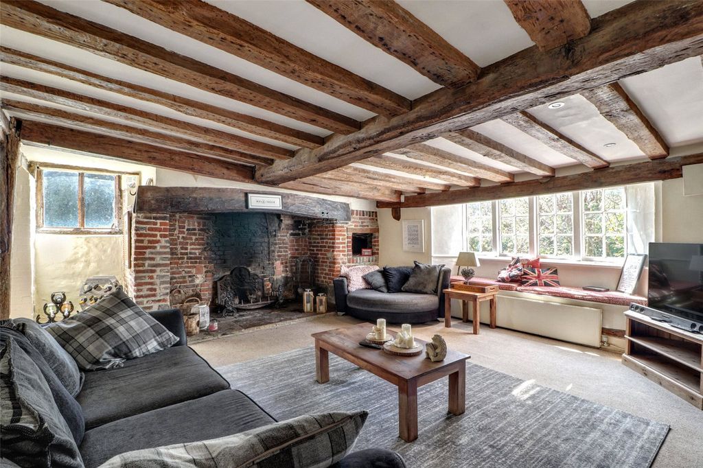 Property photo 3 of 15 Sitting Room