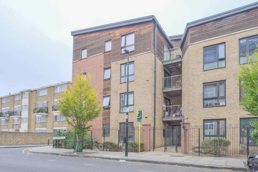 Property photo 1 of 7