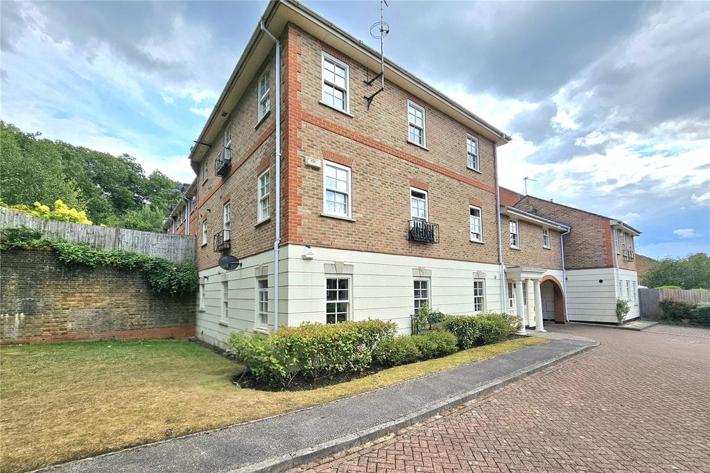 Property photo 1 of 13 Picture No. 12