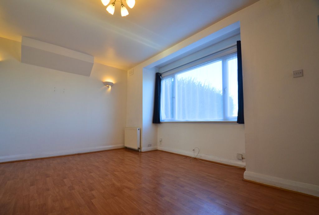 Property photo 2 of 12 Dsc_0136 - Edited