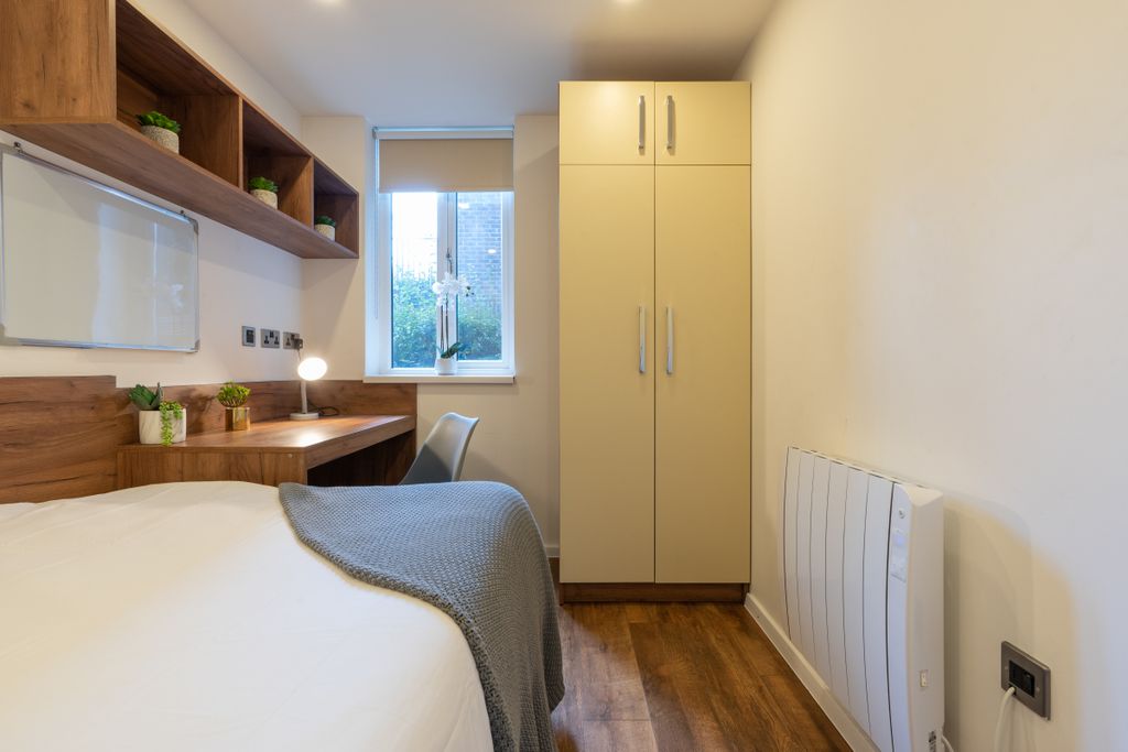 Property photo 3 of 16 Jesmond View Block B Flat 4 Bedroom 2