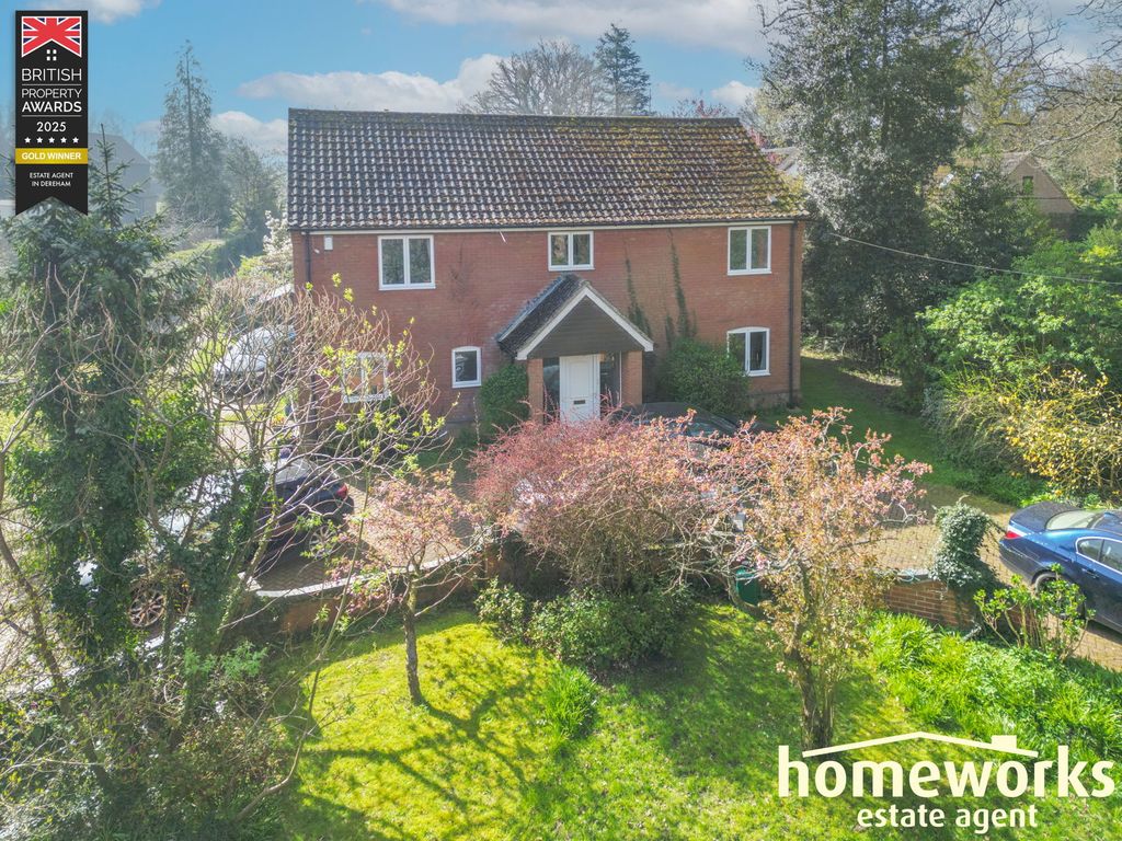 Property photo 2 of 26