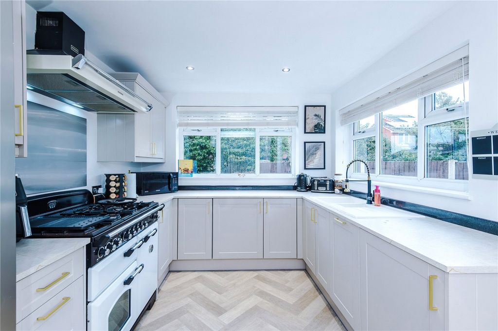 Property photo 3 of 47 Picture No. 68