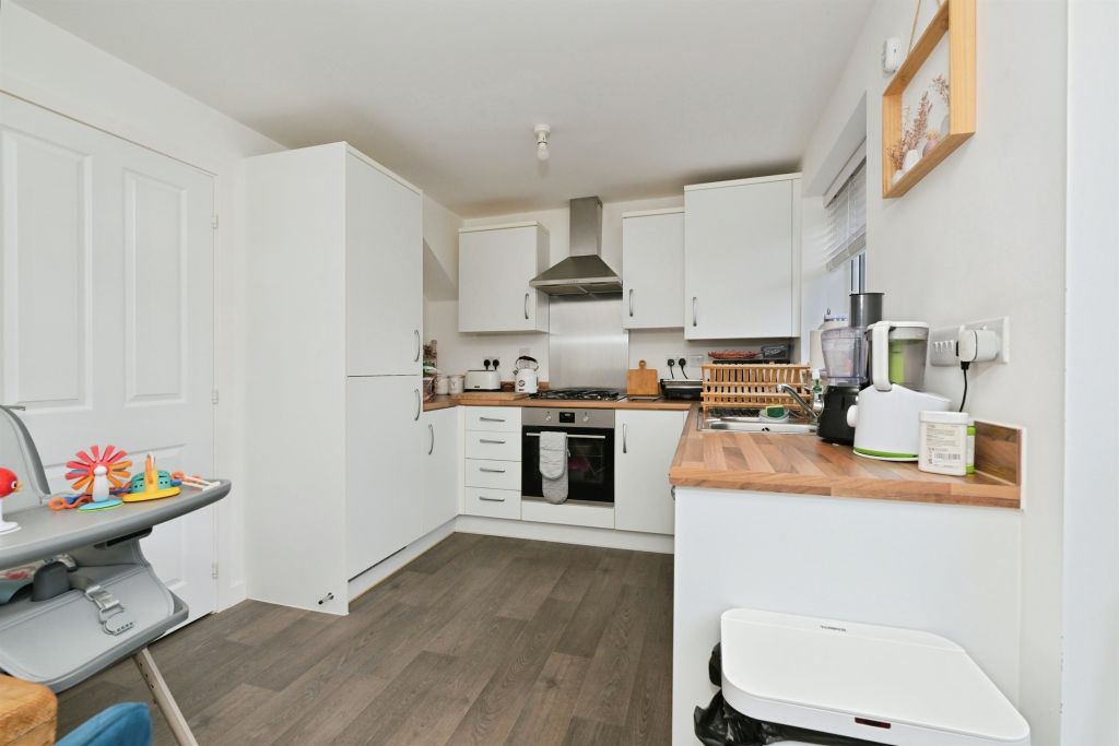 Property photo 3 of 17