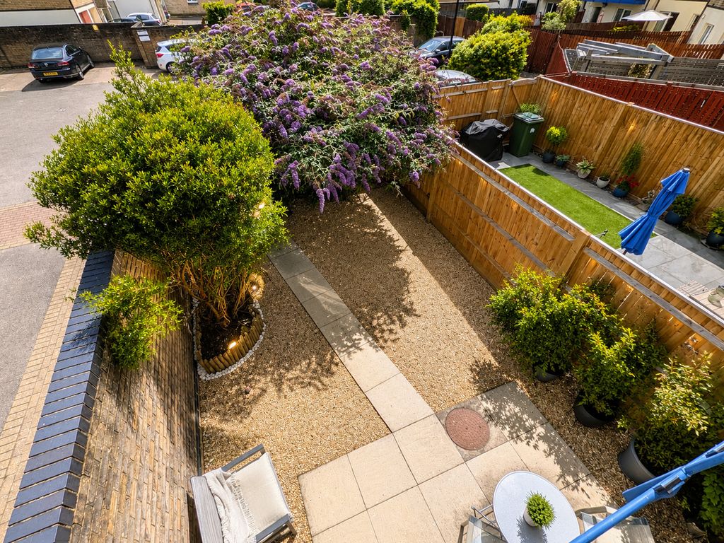 Additional image 16 of 4 bed town house for saleAtlantic Close, Ocean Village, Southampton SO14