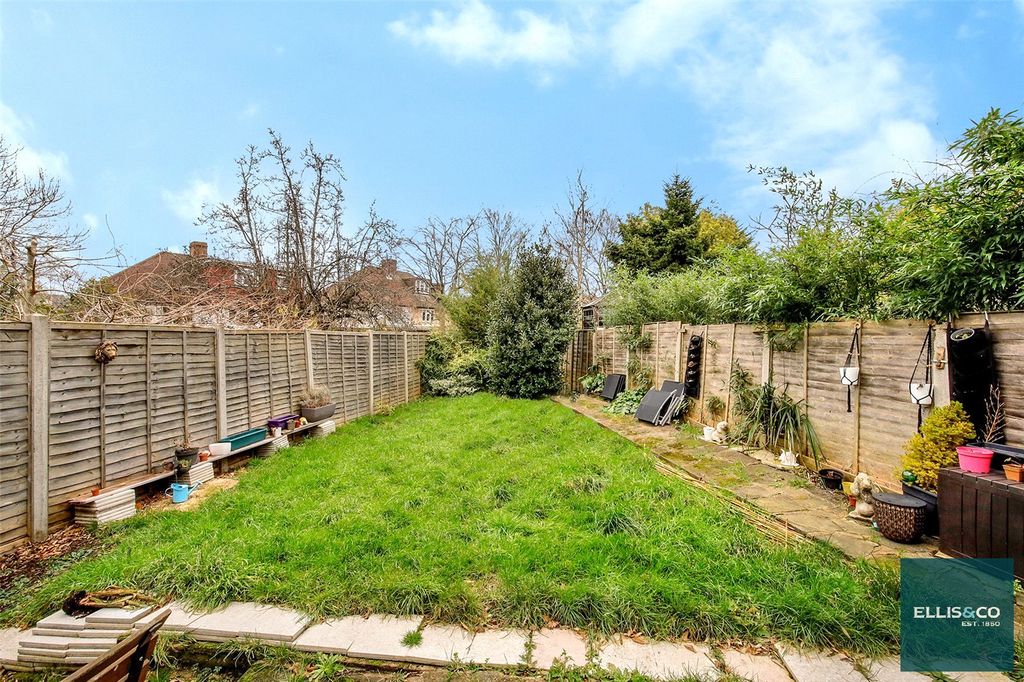 Property photo 3 of 10 Picture No. 33