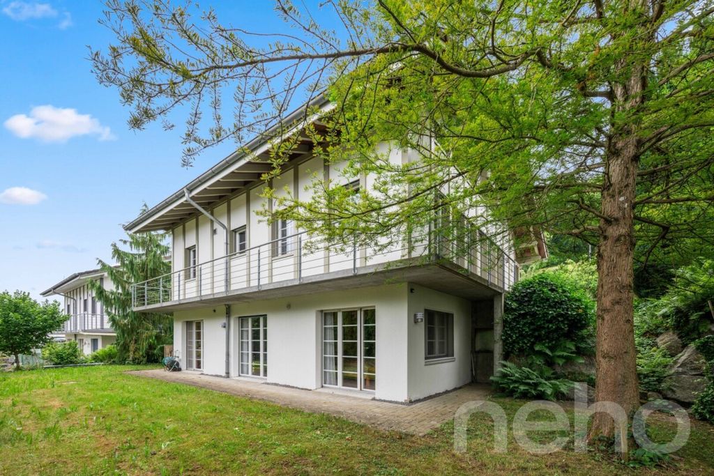 Property photo 2 of 12