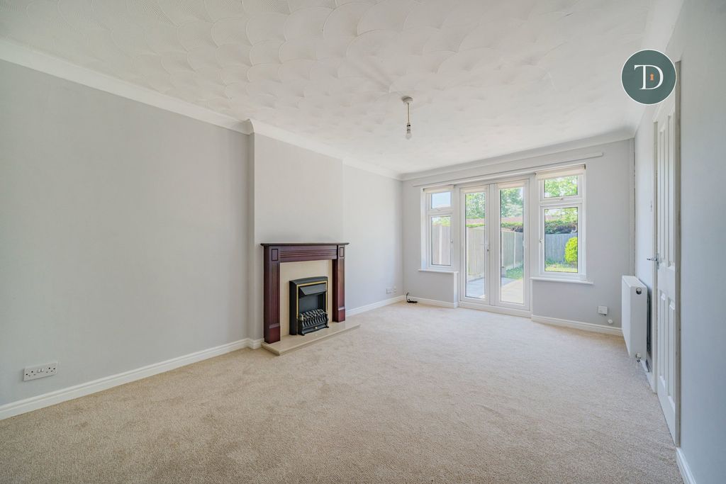 Property photo 2 of 22