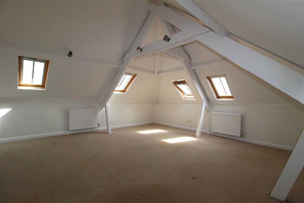 Property photo 2 of 6 Img_1908.Jpg