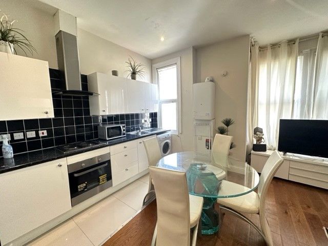 Property photo 3 of 5