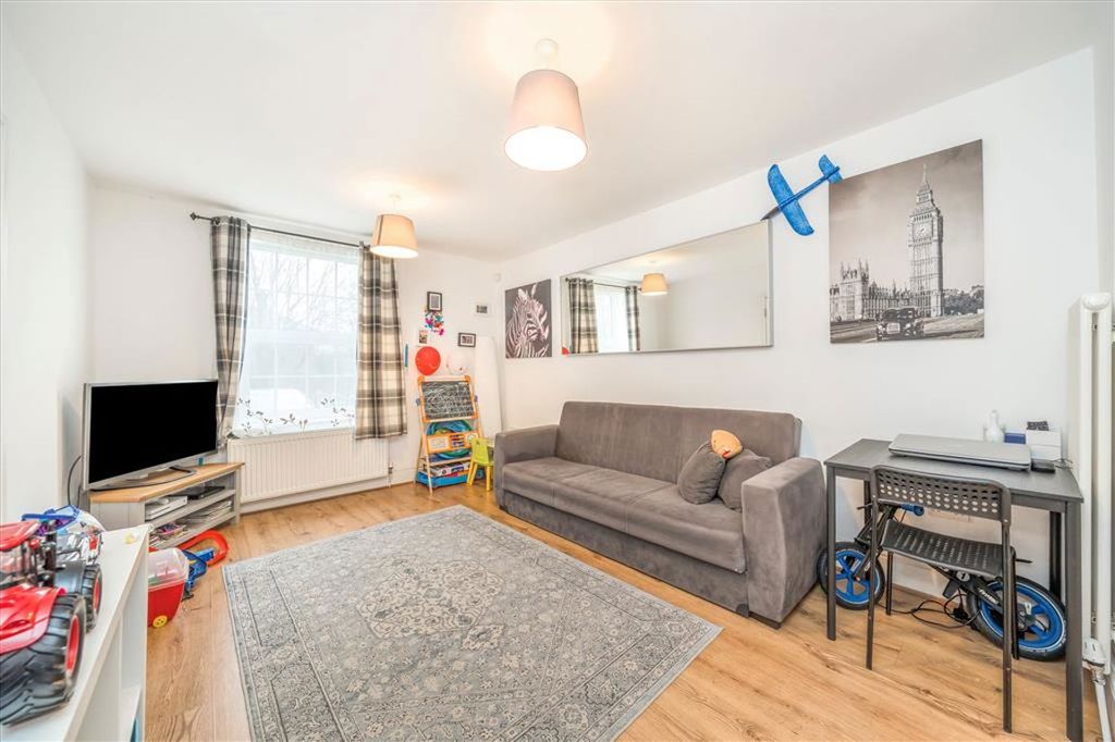 Property photo 2 of 7