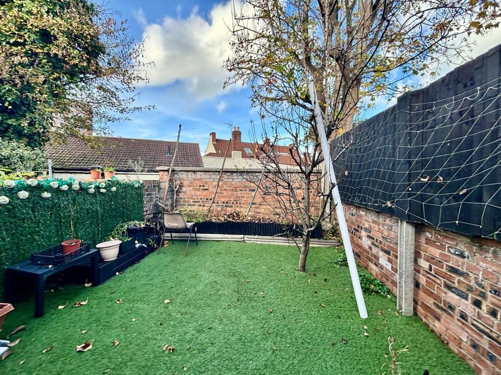 Property photo 2 of 24 Dfe77F2c-8A0c-4Bde-9F07-Cbd58E55Cce1.Jpeg