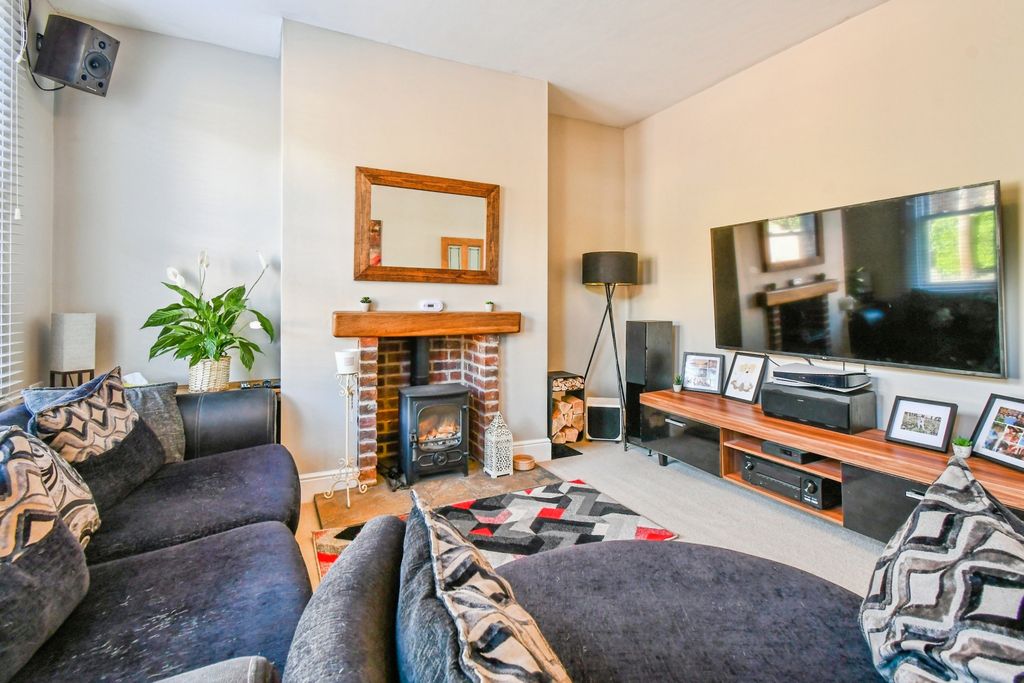 Property photo 3 of 15 Living Room