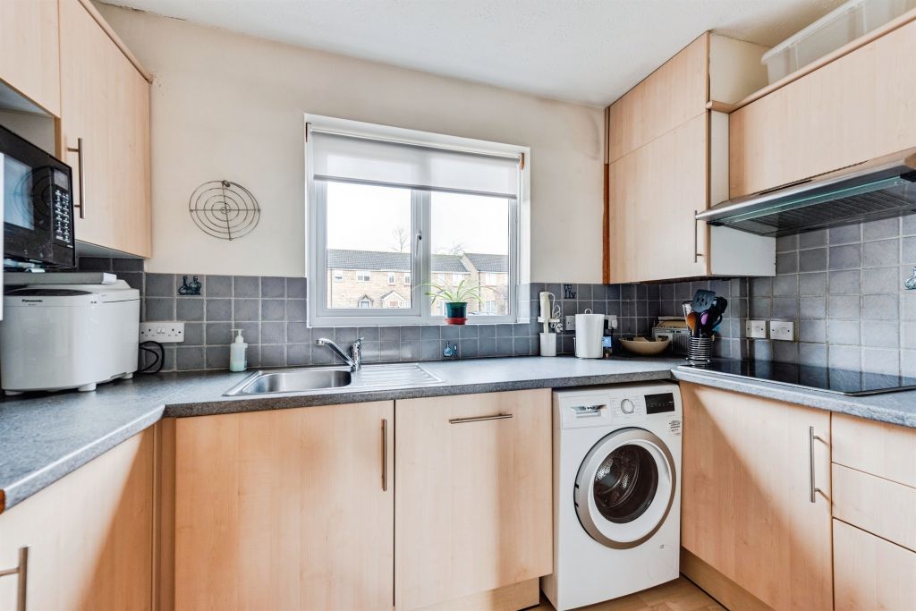 Property photo 2 of 9