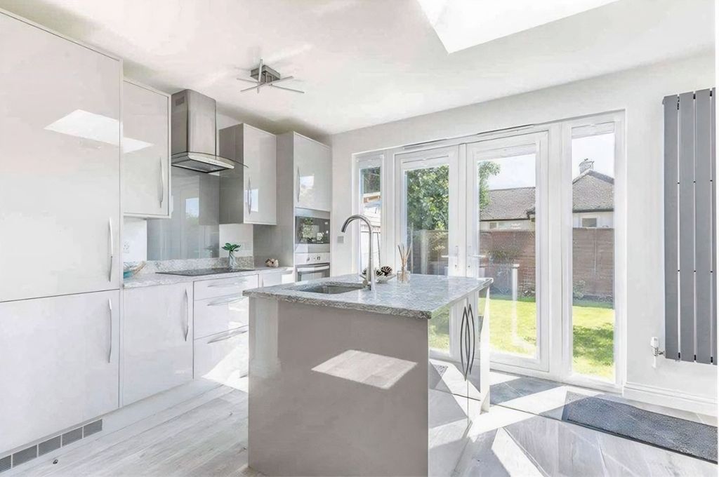 Property photo 3 of 13 5361644