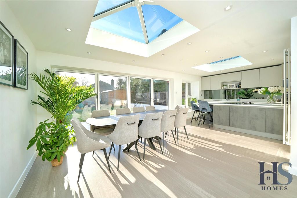 Property photo 3 of 41 Kitchen Diner.Jpg