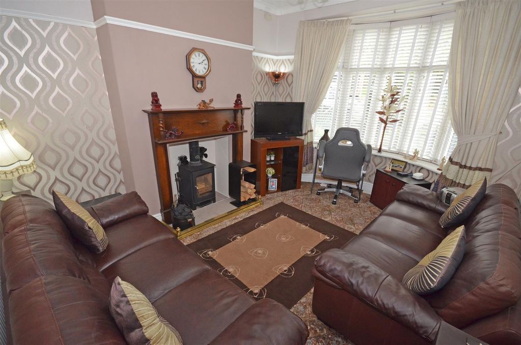 Property photo 2 of 24 01A.Jpg