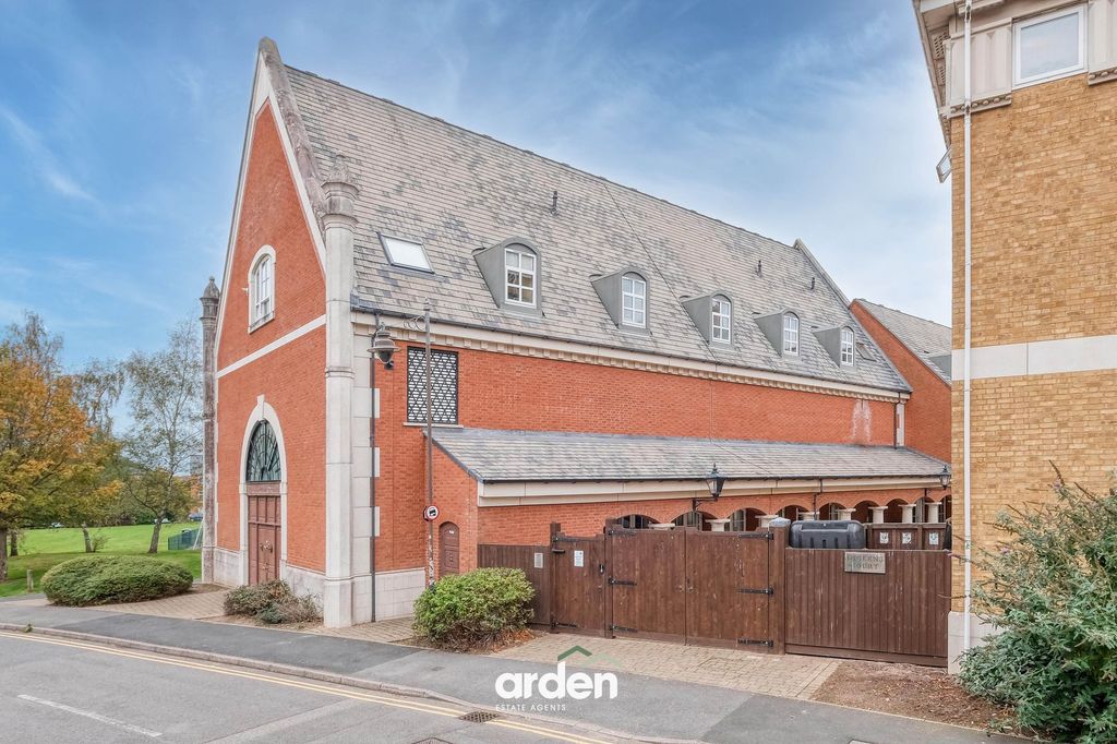 Property photo 1 of 16