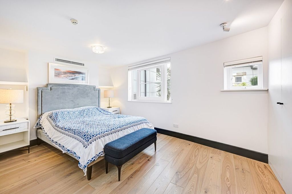 Property photo 2 of 9 Jll