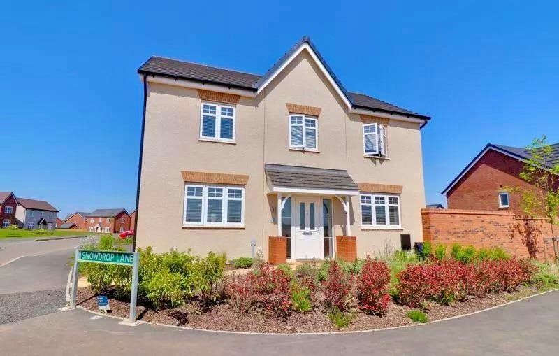 Property photo 1 of 12 Front