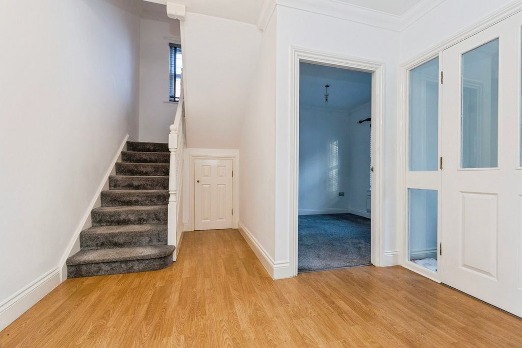 Additional image 8 of 4 bed town house for saleCrossgate Peth, Durham DH1