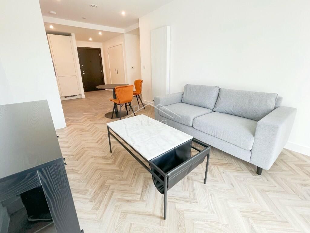 Property photo 3 of 13