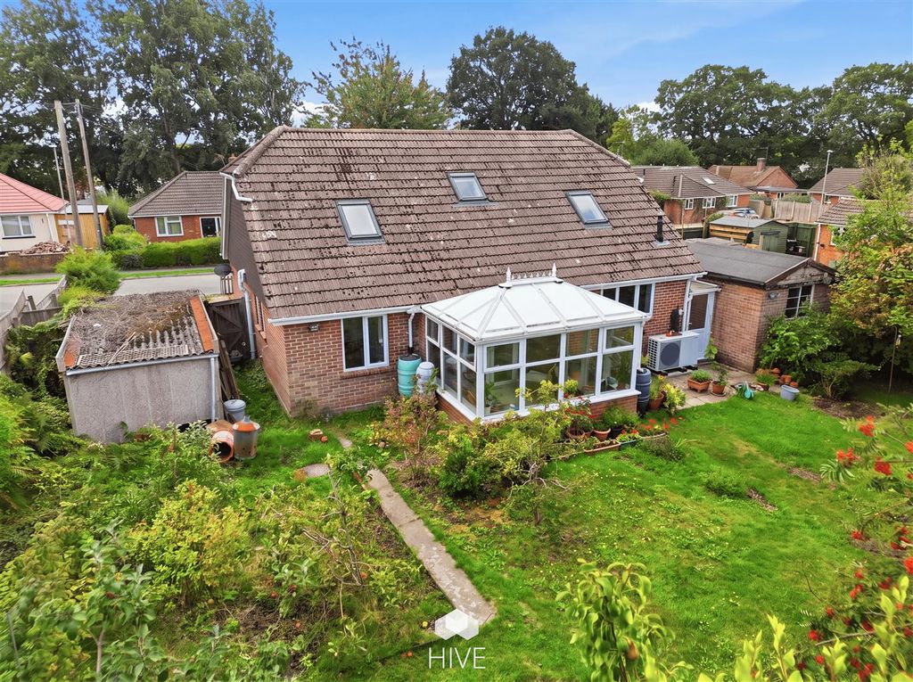 Property photo 2 of 30