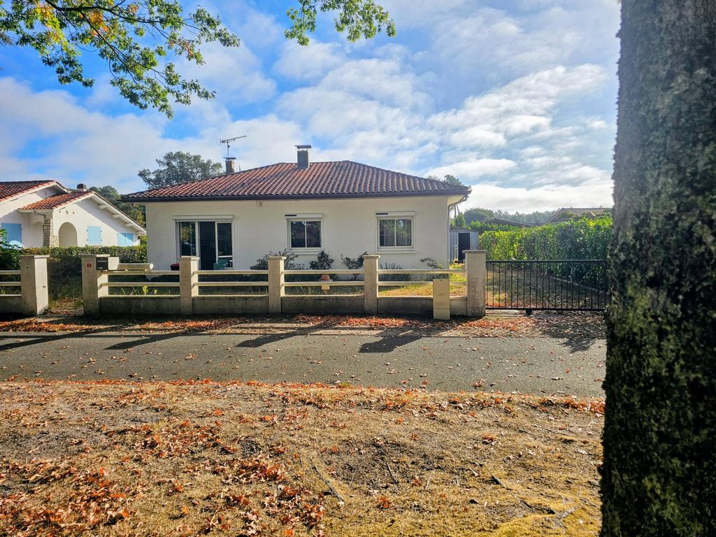 Property photo 1 of 6 In The Municipality Of Bias, 7 Km From The Beach