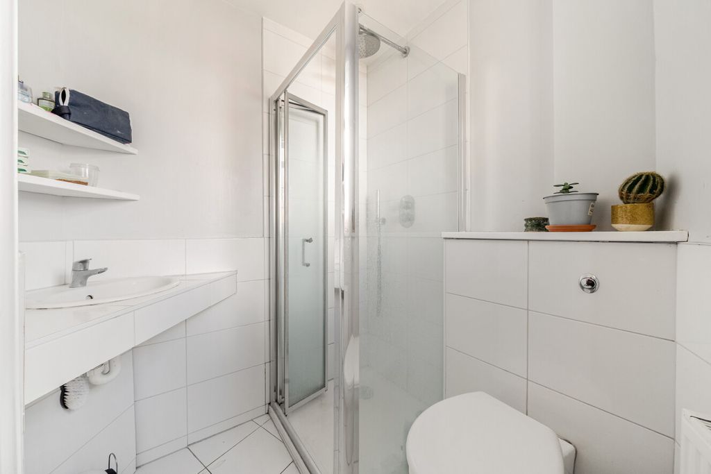 Property photo 3 of 6 1486005-7-6A44d55...