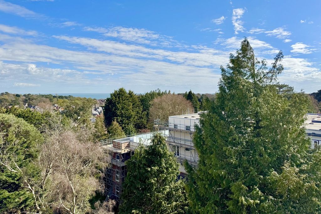 Additional image 11 of 4 bed flat for saleWestern Road, Branksome Park, Poole BH13