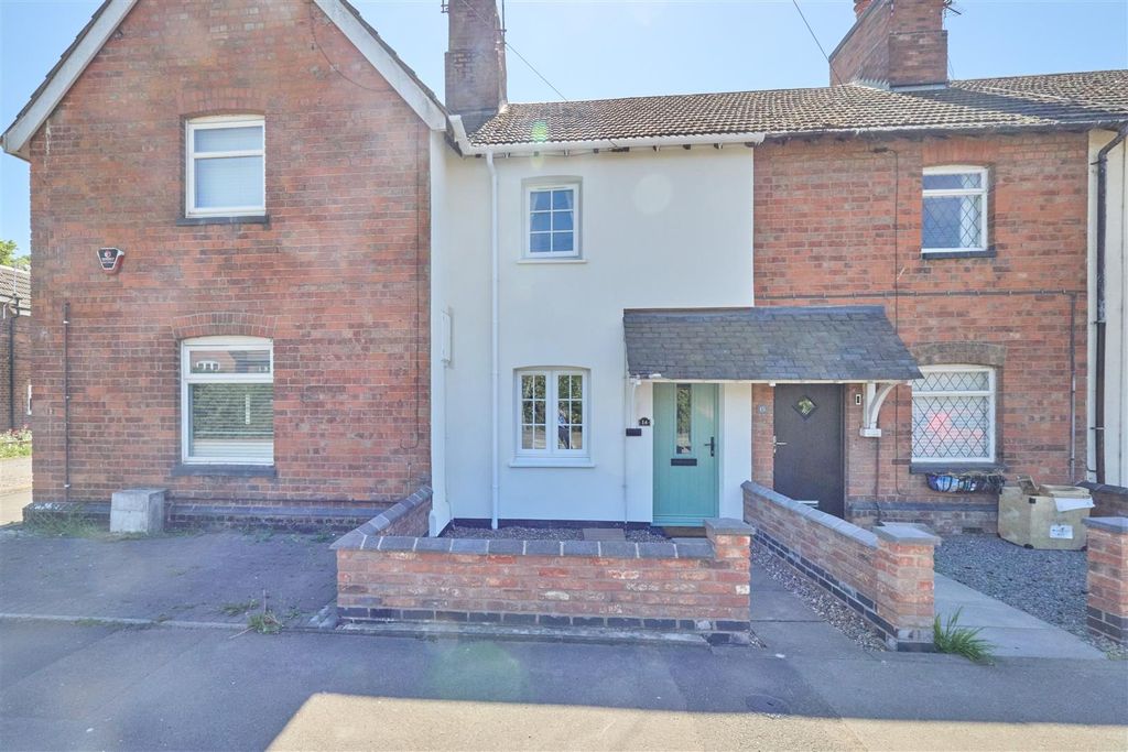 Property photo 1 of 13 Station Road Ss 12.Jpg