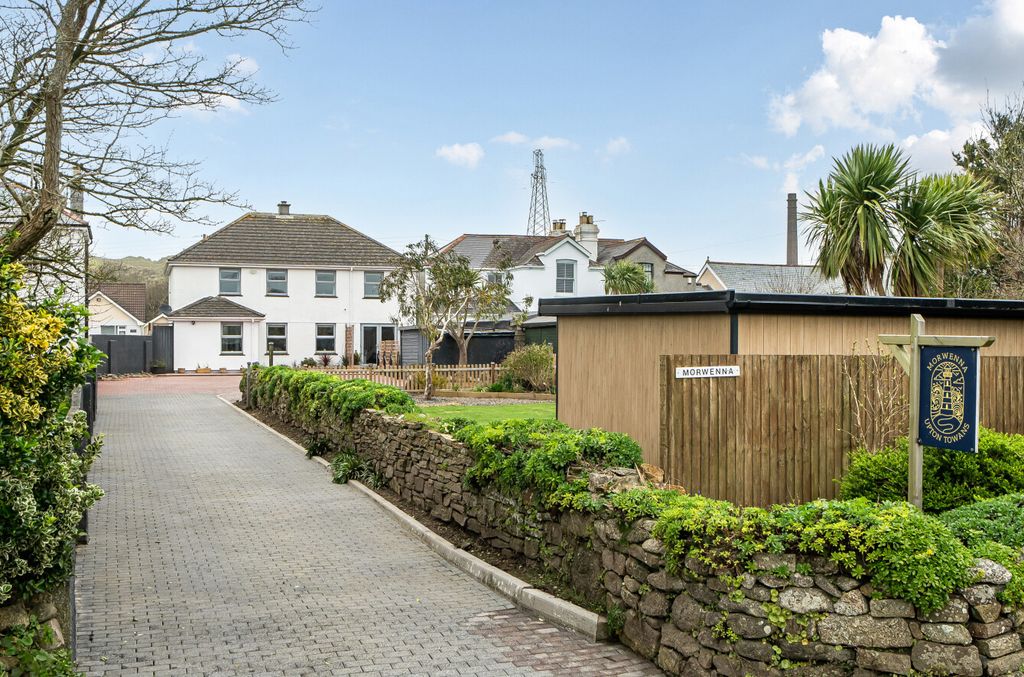 Property photo 1 of 37 1425657-1-69B2A91...