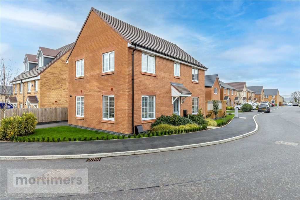 Property photo 2 of 25 External