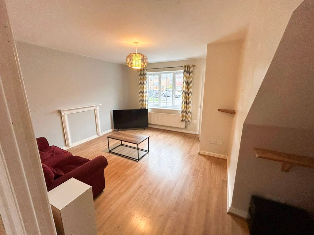 Property photo 3 of 17 2-Img-20251009-Wa0008