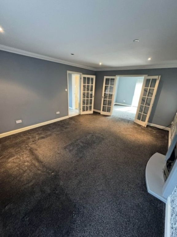 Property photo 3 of 26