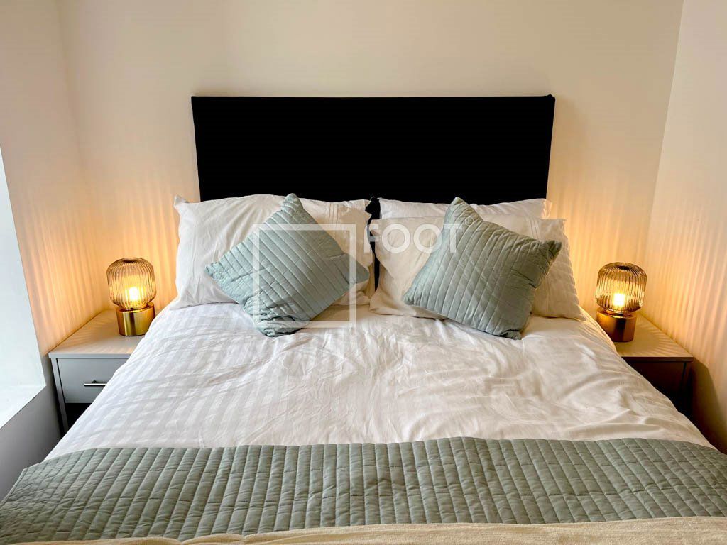 Property photo 1 of 41