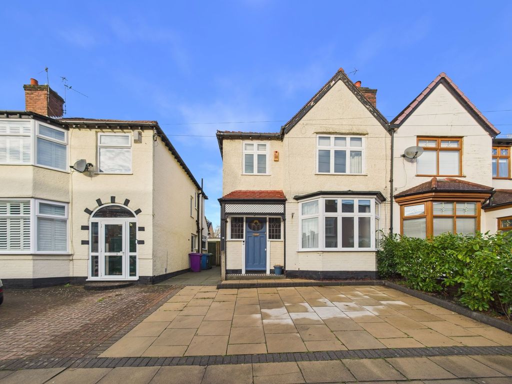 Property photo 1 of 26