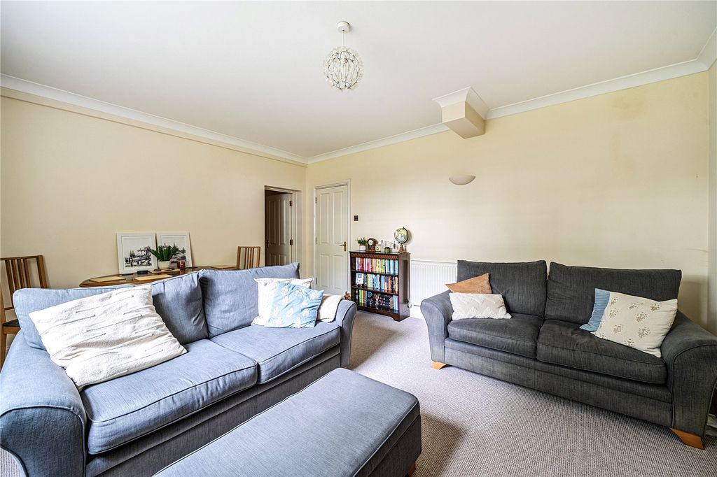 Property photo 3 of 21 Picture No. 05