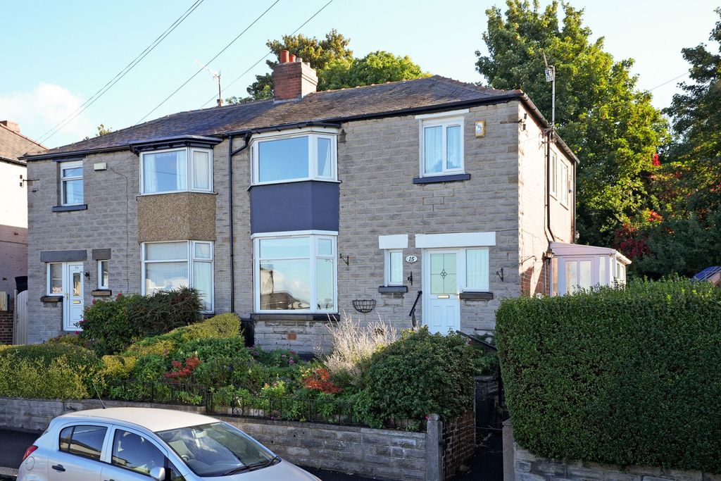Property photo 1 of 27