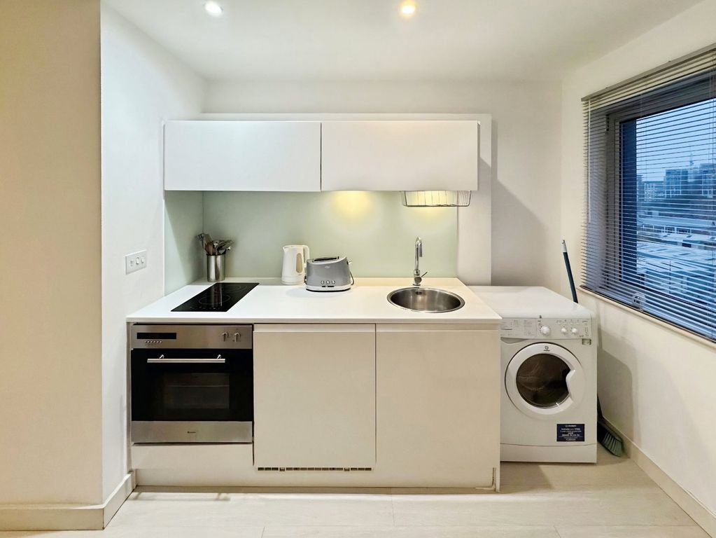 Property photo 3 of 6 Picture No. 12