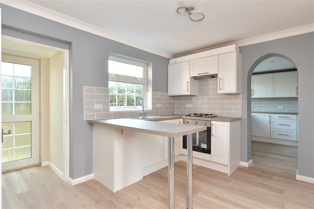 Property photo 2 of 17 Kitchen