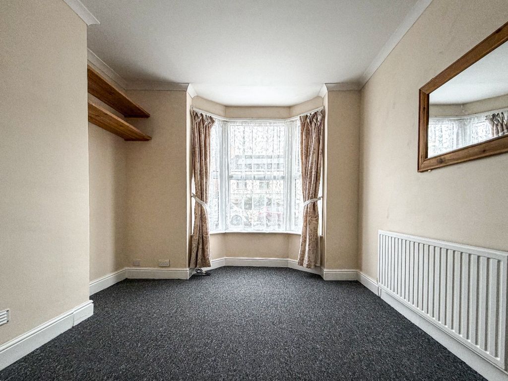 Property photo 2 of 13 4828614